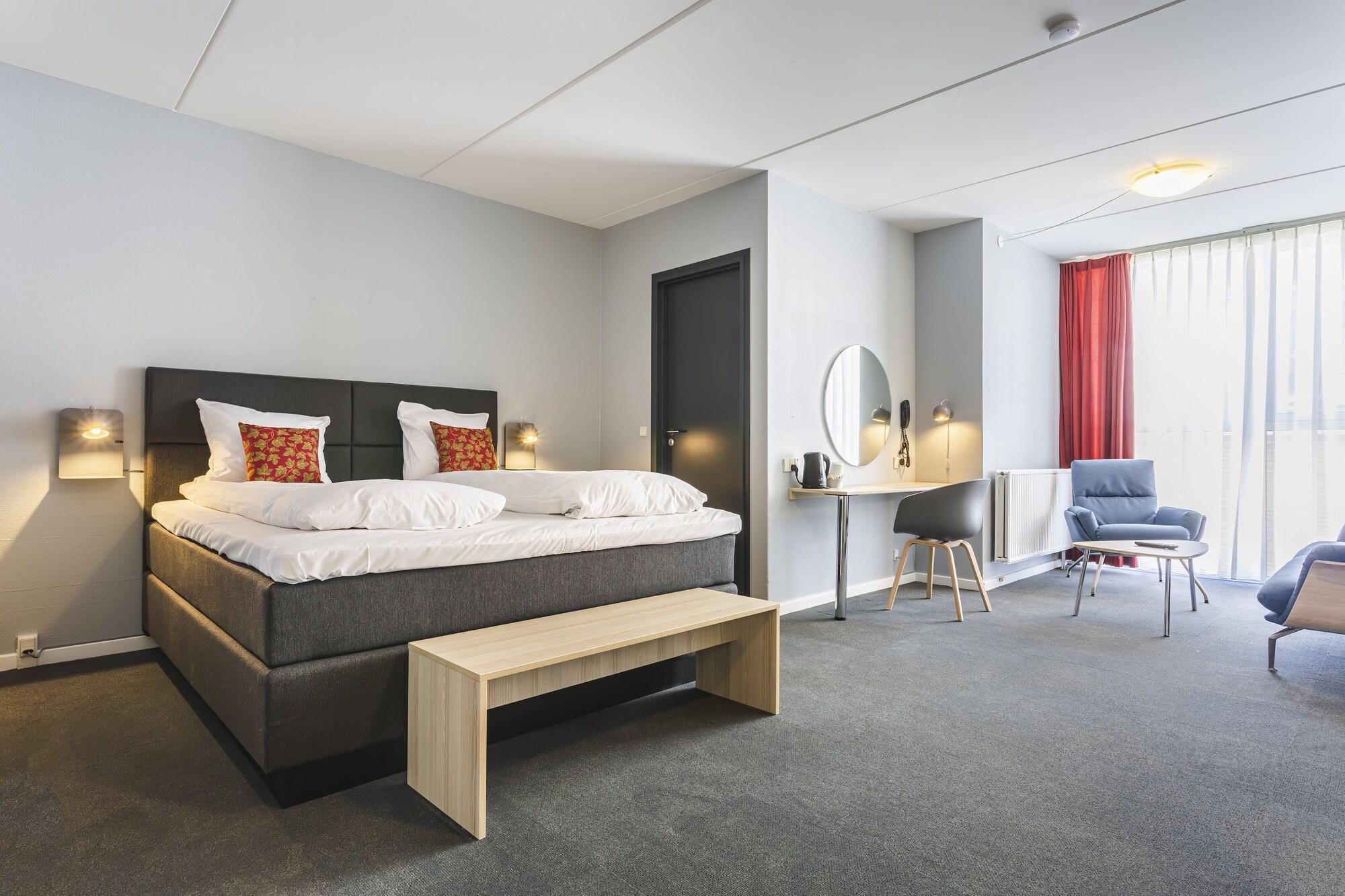 Skaga Hotel هيرتسهلس المظهر الخارجي الصورة